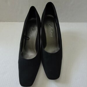 2/$40 Black Suede Square-Toe Heels